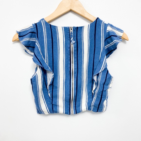 - SOLD - LOST + WANDER LINEN CROP TOP - Picture 7 of 9